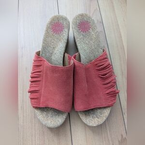 UGG Red Women's Danes Fringed Wedge Boho Platform Sandals Size US 7